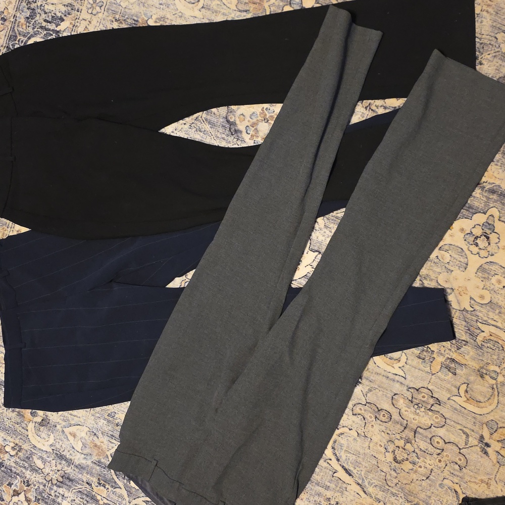 LN Express Women's Black, Gray, and Navy Pin Stripe Pants Trio 8R